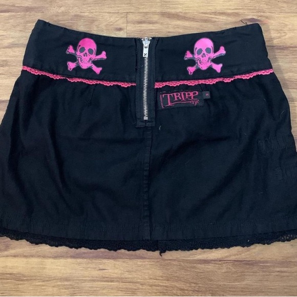 MAJOR TRIPP NYC SKIRT ISO POST!!💓🕷️ - Picture 4 of 9